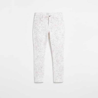 Cotton Capri Pants with Skinny Curvy Fit and Mid Rise Floral Design for Women Manufacturers, Suppliers, Exporters in USA (United States)